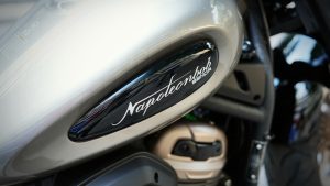 benda-napoleon-500-bobber