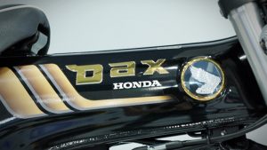 honda-dax-125-royal-limited-edition