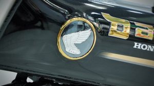 honda-dax-125-royal-limited-edition