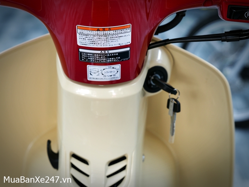 Honda Super Cub 110 Hello Kitty 11 Honda Super Cub 110 Hello Kitty - Ảnh 9