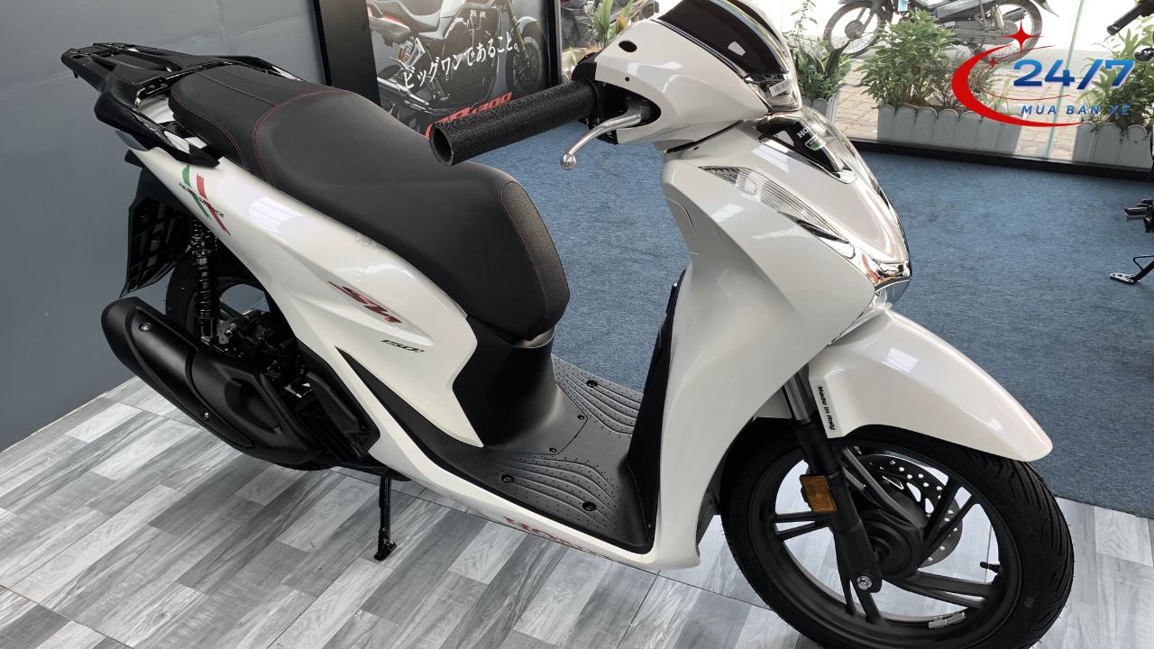 honda-sh-y-150i-trang-pha-le