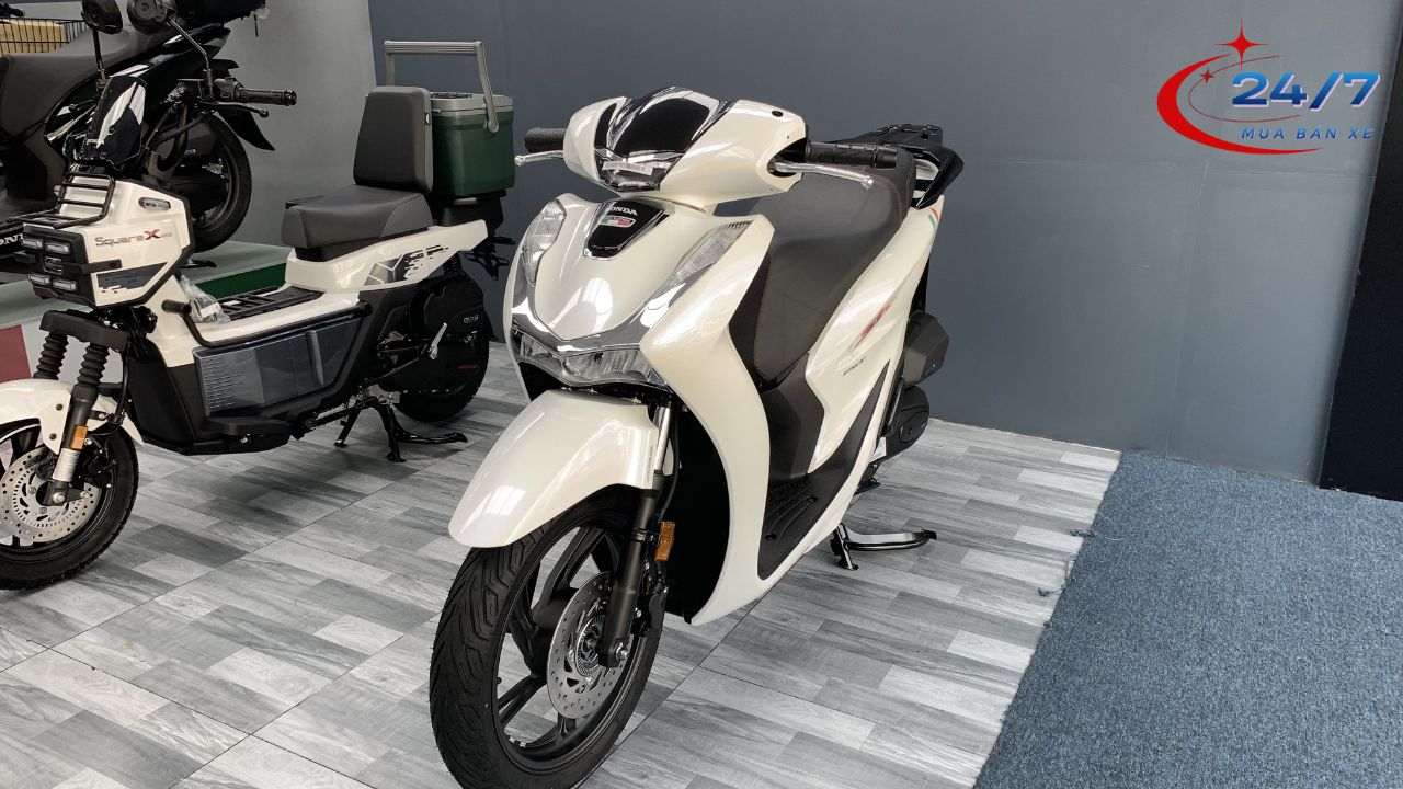 honda-sh150i-y-trang-pha-le