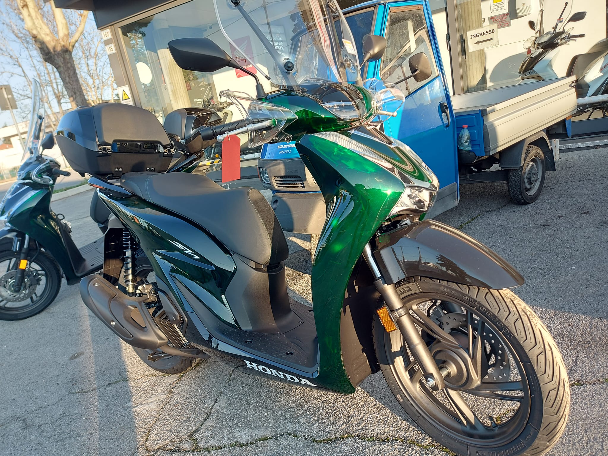 Honda SH Ý phiên bản Vetro sản xuất giới hạn