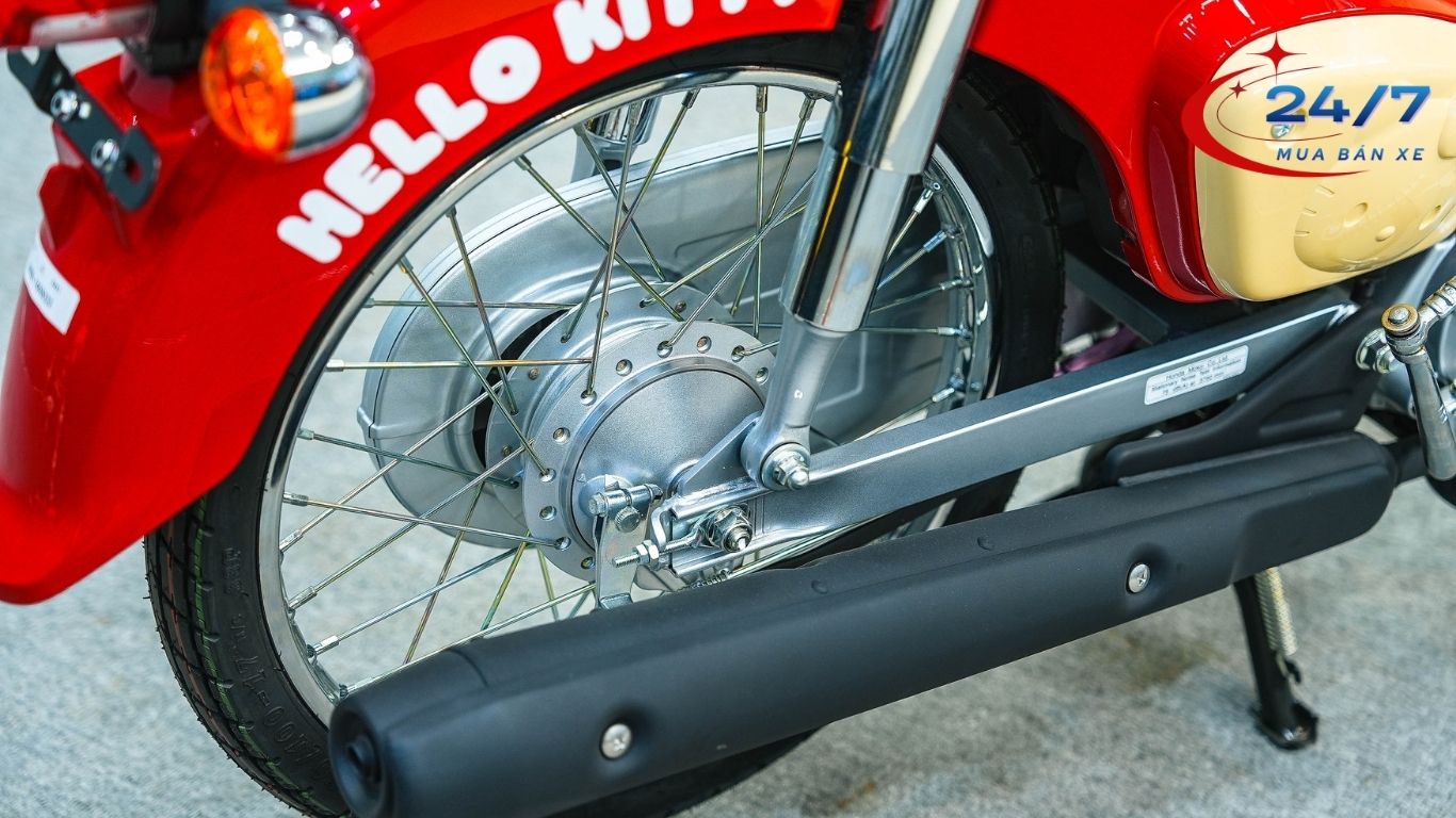 honda-super-cub-hello-kitty