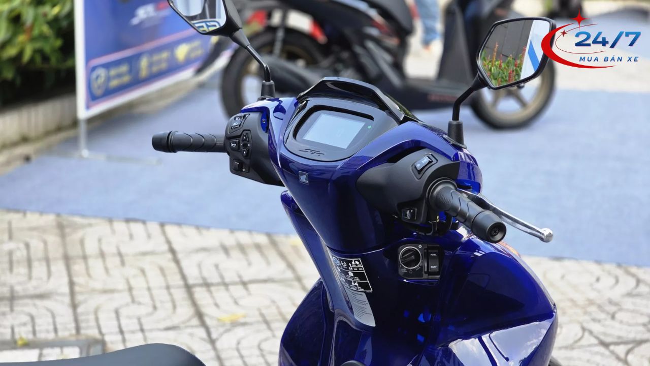 Honda SH 150i Vetro Blue 2026 - LH em Thảo: 0908.106.778