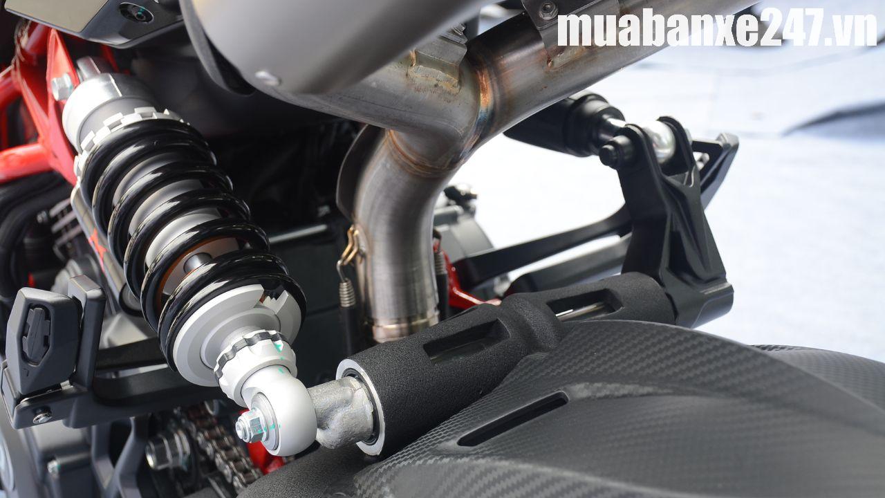 Giá Italjet Dragster 700 Twin Premium Edition khoảng 428 triệu