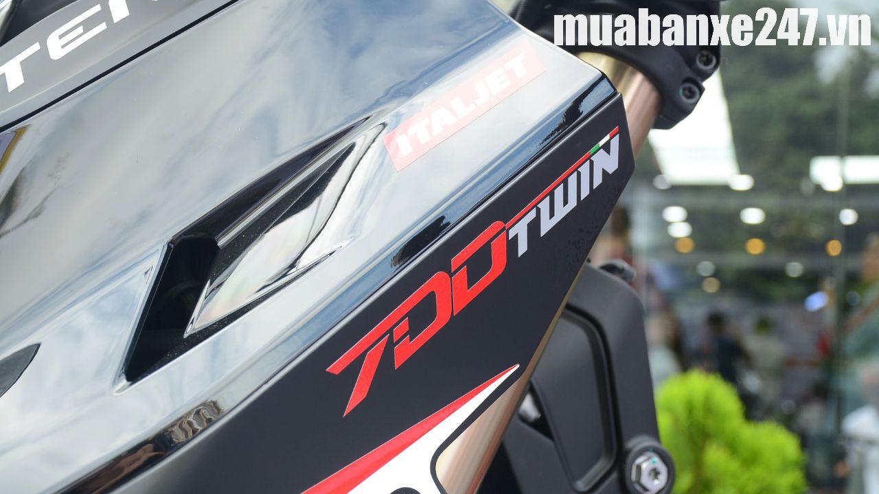 Giá Italjet Dragster 700 Twin Premium Edition khoảng 428 triệu