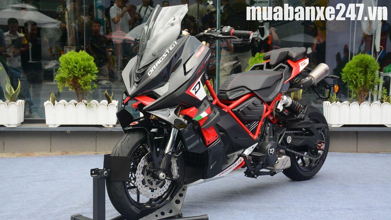 Giá Italjet Dragster 700 Twin Premium Edition khoảng 428 triệu