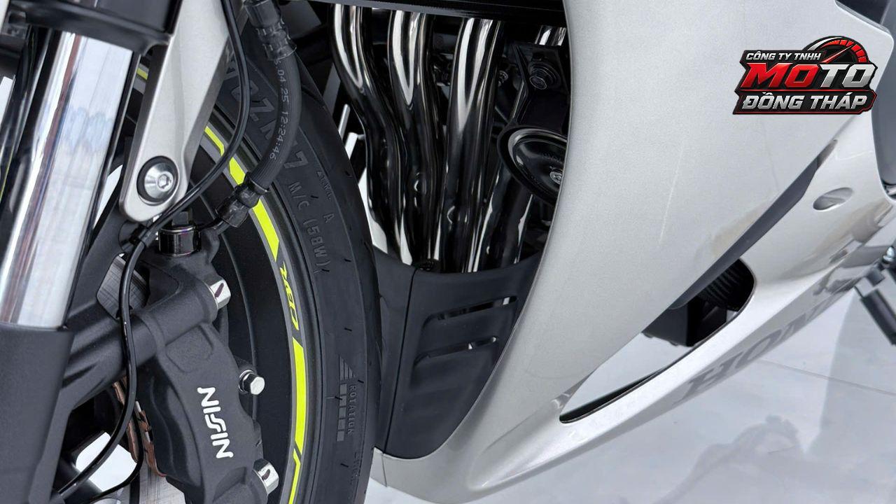 Honda CBR500R Four 2026 chính thức có mặt tại Việt Nam – Sportbike 4 xi-lanh khiến cộng đồng biker bùng nổ 9 Honda CBR500R Four - Màu Bạc