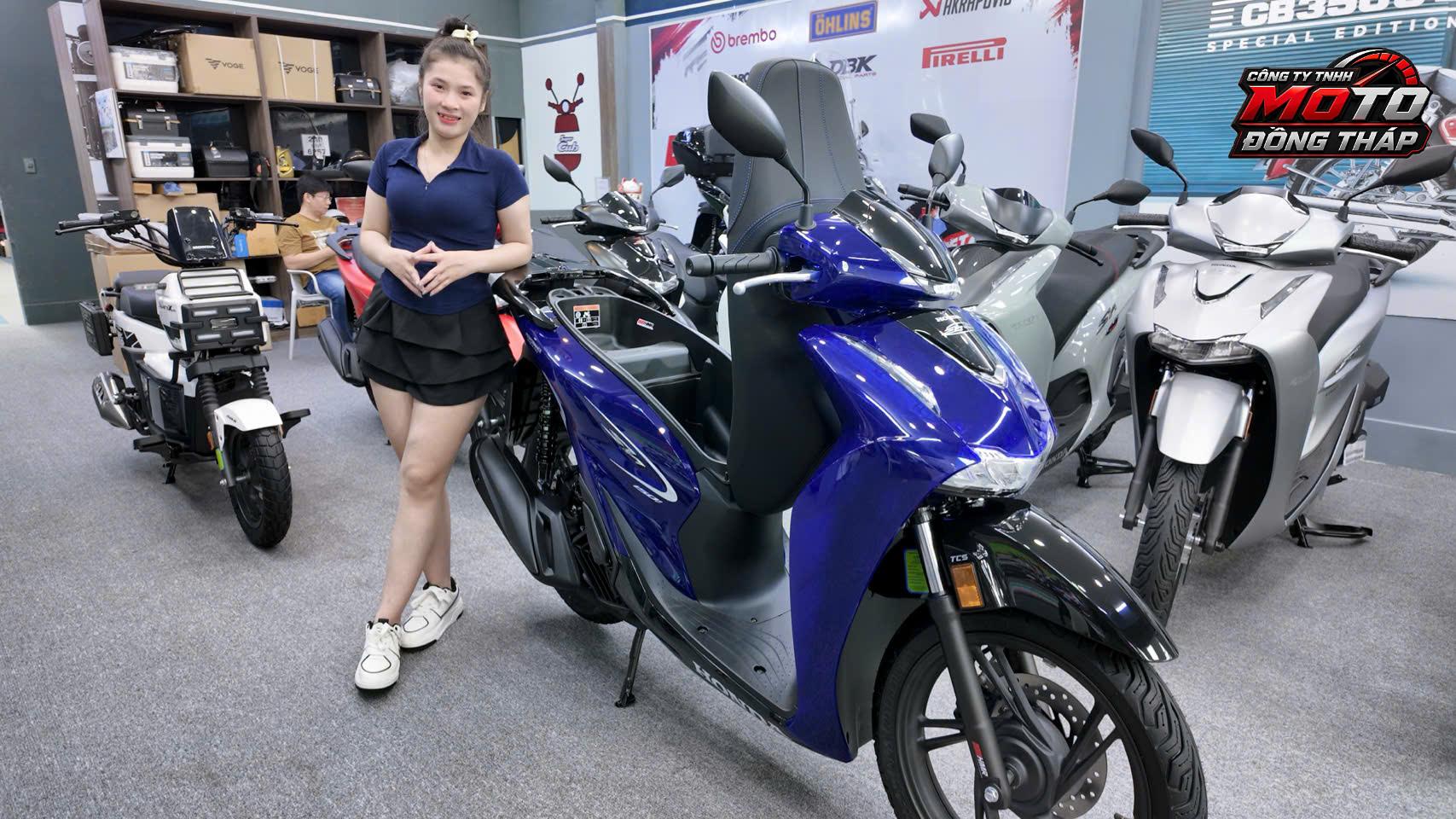 Những điểm nổi bật giúp Honda SH Ý 150i Vetro Blue Honda Moto Roma trở thành tâm điểm của giới chơi xe nhập khẩu 1 Honda SH Ý 150i Vetro Blue Honda Moto Roma
