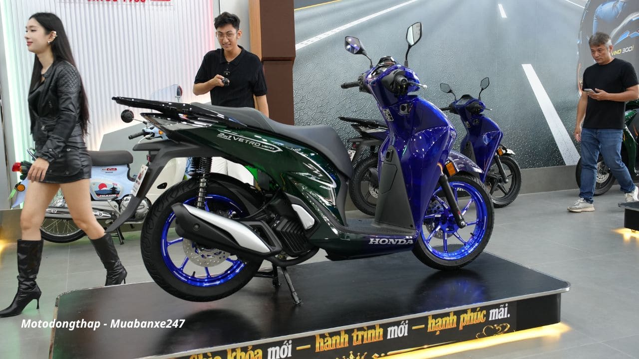 Honda SH150i Super Vetro 2 in 1 Made In Italy 10 Honda SH150i Super Vetro 2 in 1 Made In Italy - Ảnh 8