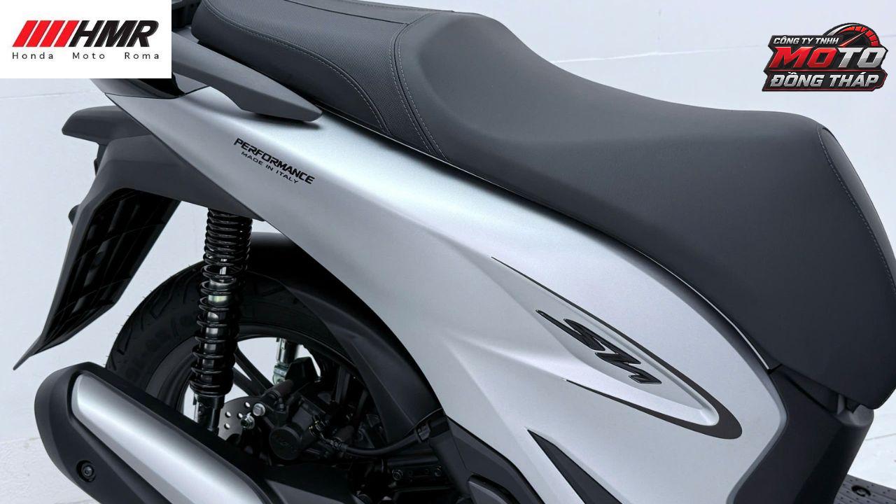 Honda SH Ý 150i Special Edition Honda Moto Roma màu bạc 8 Honda SH Ý 150i Special Edition Honda Moto Roma màu bạc