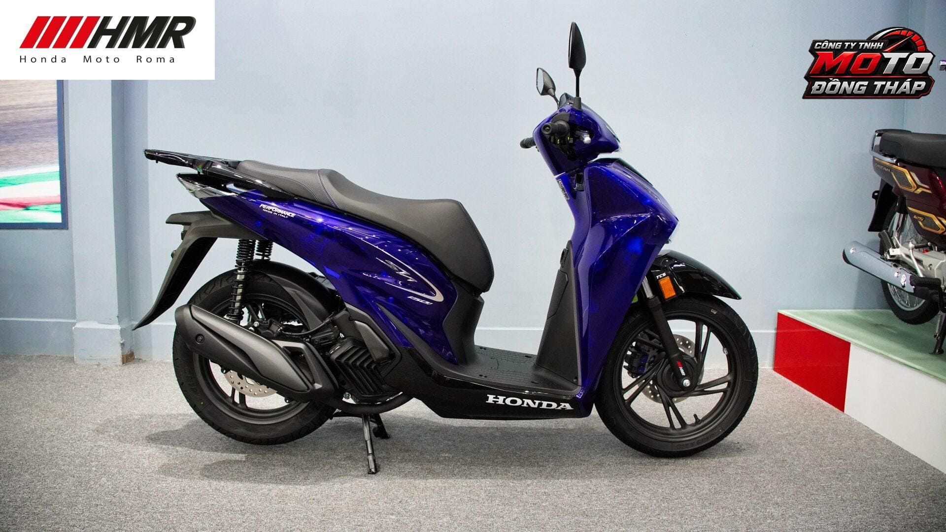 Honda SH Ý 150i Vetro Blue Honda Moto Roma 55 Honda SH Ý 150i Vetro Blue Honda Moto Roma