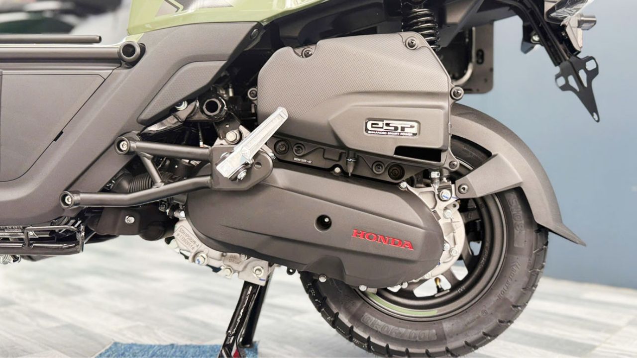 honda square x125 mau xanh trang vang 1