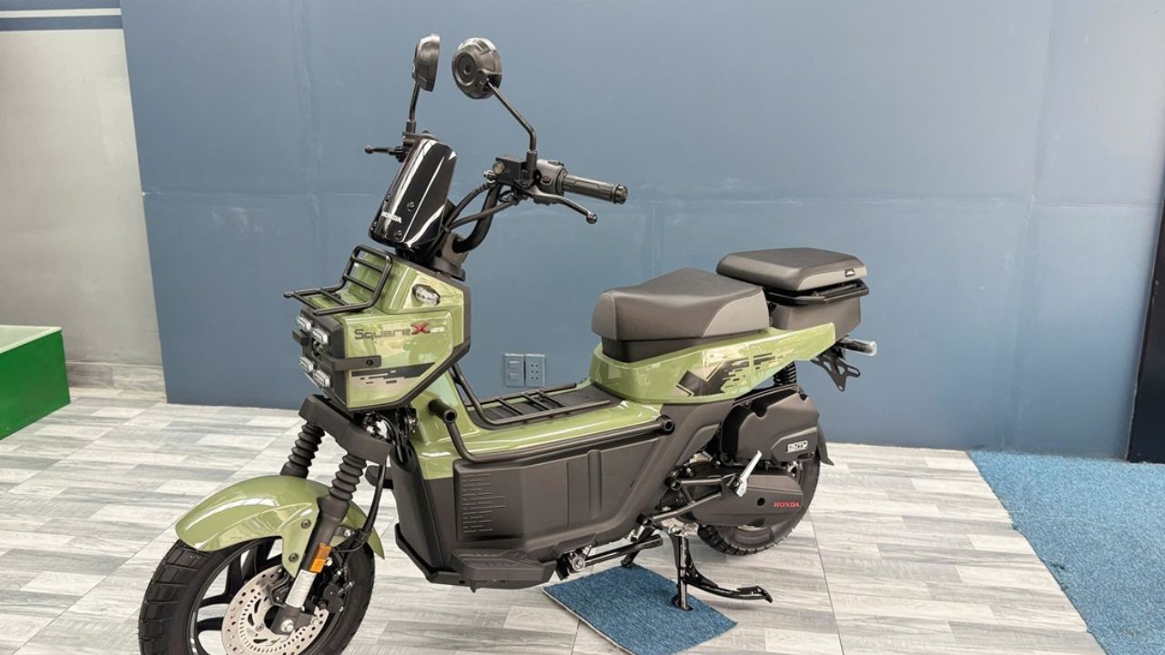 honda square x125 mau xanh trang vang 14