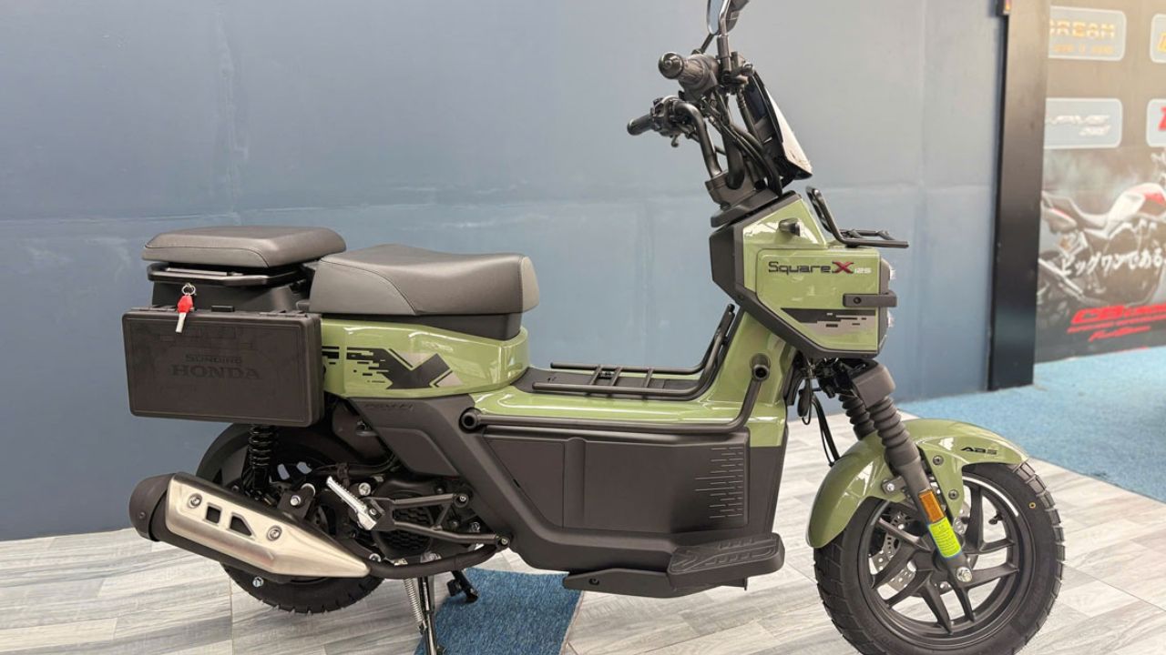 honda square x125 mau xanh trang vang 4