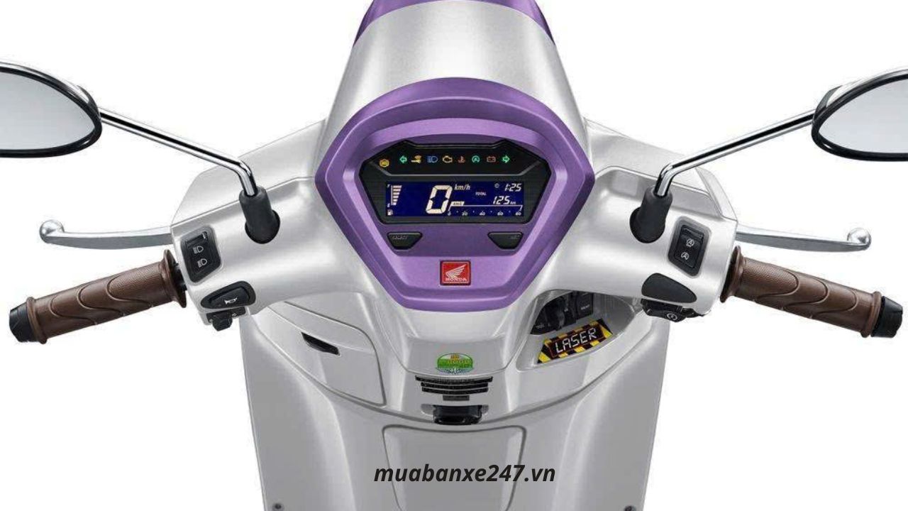 Honda Giorno+ Buzz Lightyear có gì đặc biệt mà chỉ sản xuất 2.000 xe? 7 Honda Giorno+ Buzz Lightyear Limited Edition