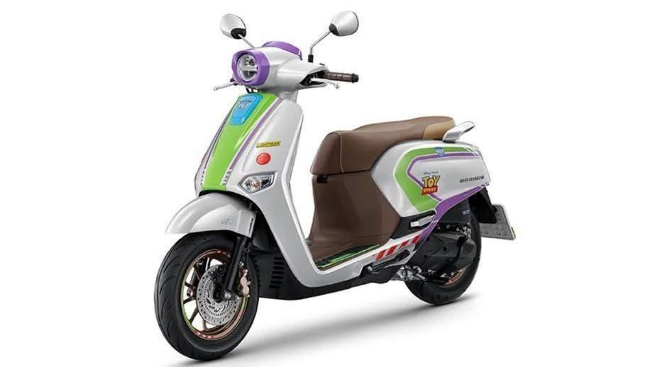 Honda Giorno+ Buzz Lightyear Limited Edition - Xe tay ga Space Ranger giới hạn 2.000 chiếc toàn cầu 5 Honda Giorno+ Buzz Lightyear Limited Edition