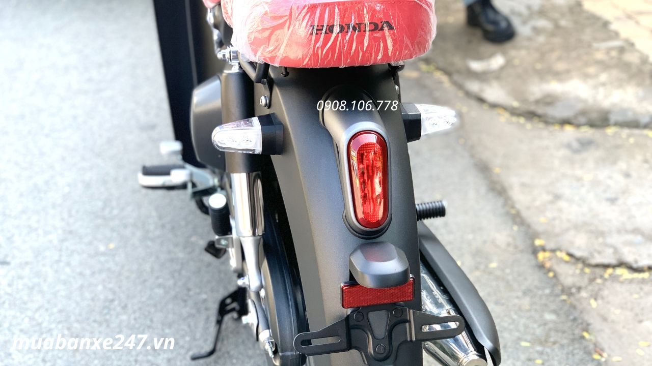 Honda Super Cub C125 ABS 2026 Thái Lan màu đen nhám: Xe nhập đã sẵn sàng bàn giao 8 Honda Super Cub C125 ABS 2026 Thái Lan màu đen nhám
