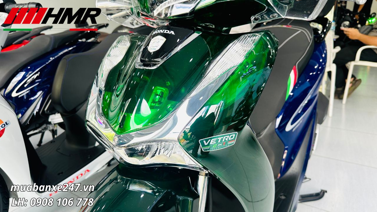 Honda SH Ý 150i Super Vetro đang có mức giá tùy theo số chọn mua 4 Honda SH Ý Super Vetro 2in1 giới hạn 200 xe