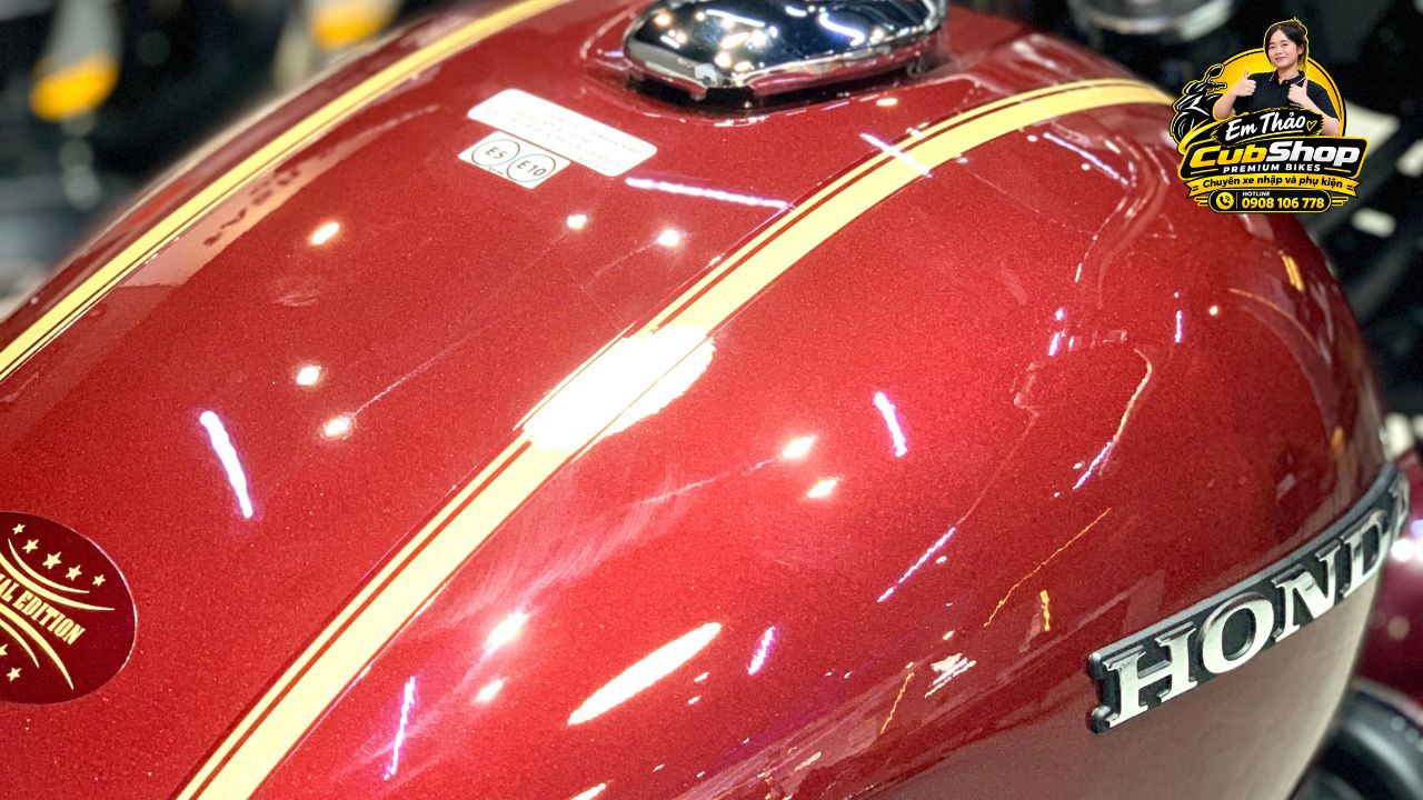 Honda CB350C Special Edition màu đỏ: 7 nâng cấp phụ kiện giúp xe đẹp hơn, tiện dụng hơn khi đi tour 8 Honda CB350C Special Edition màu đỏ